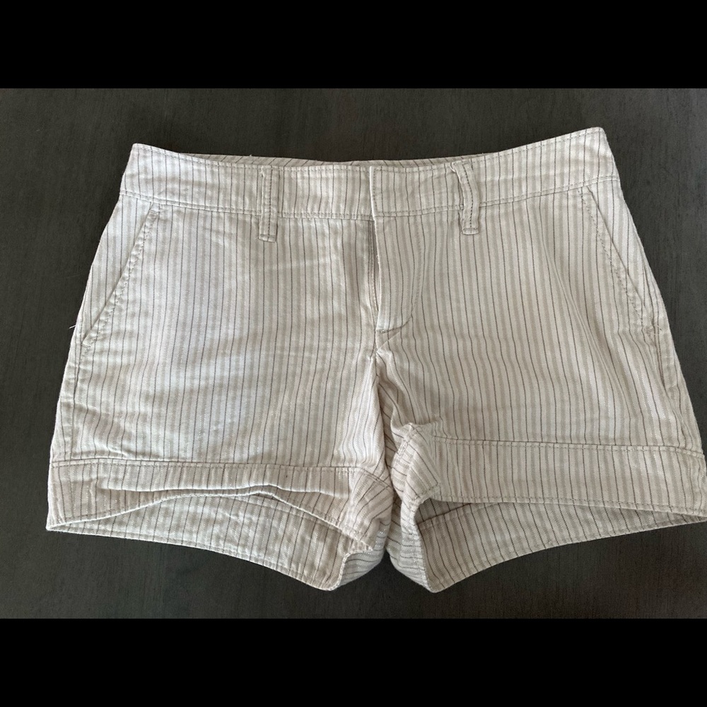 Gap striped shorts